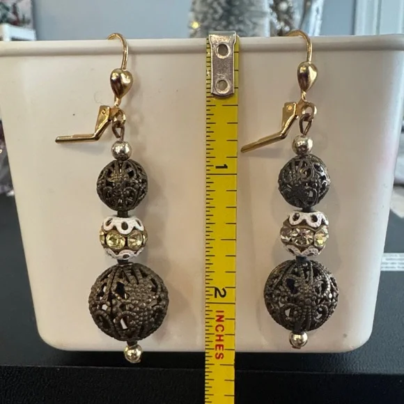 Elegant Gold and Black Filigree Earrings: 🤩SEE OFFER IN DESCRIPTION🤩 - Picture 4 of 5